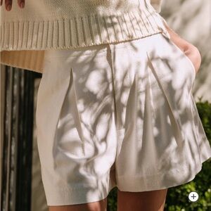 Jenni Kayne Pleated Short Size 10